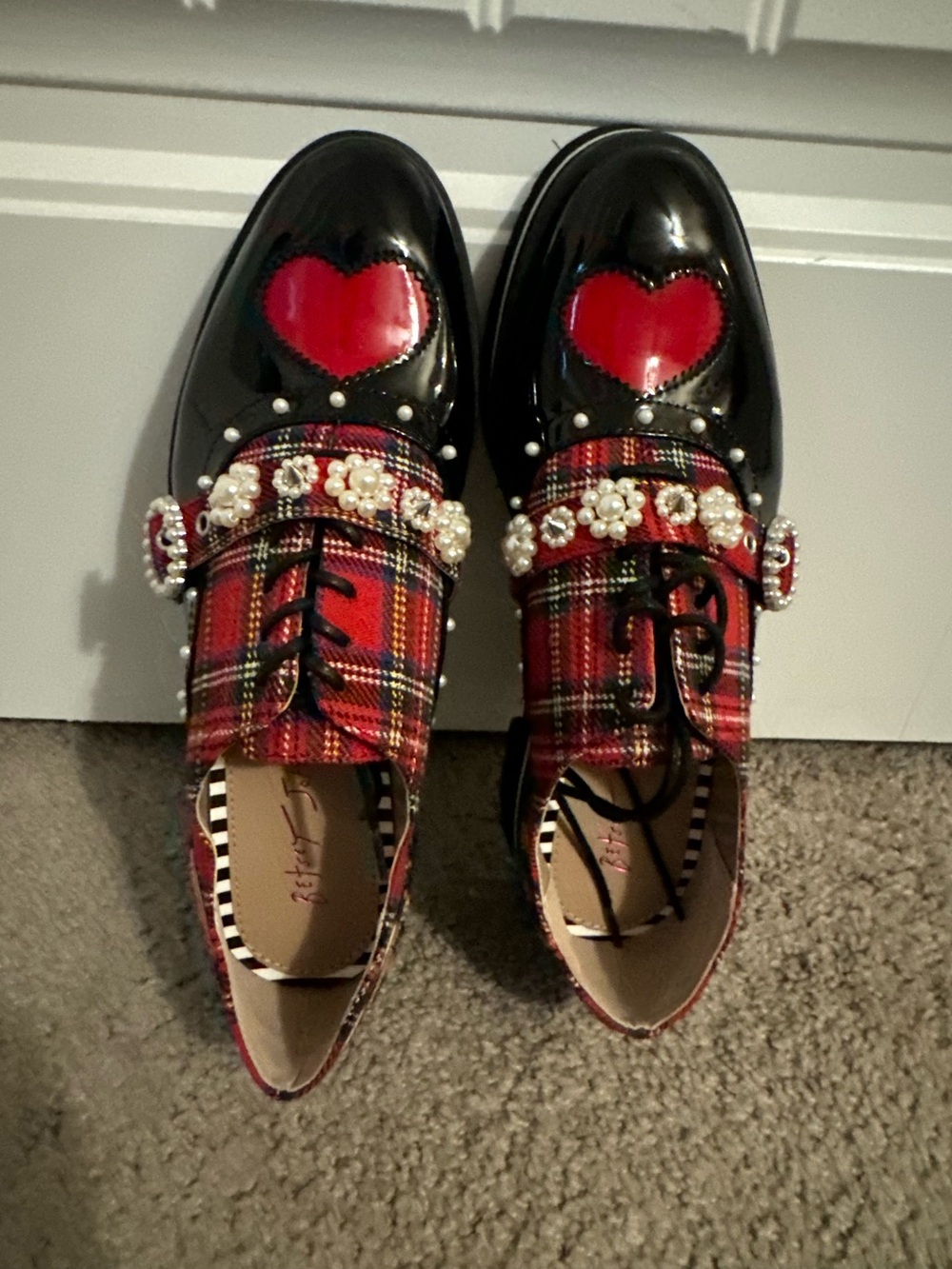 Cool Betsey Johnson size 7.5 red plaid lace up embellished Simonee shoes new - Picture 6 of 6